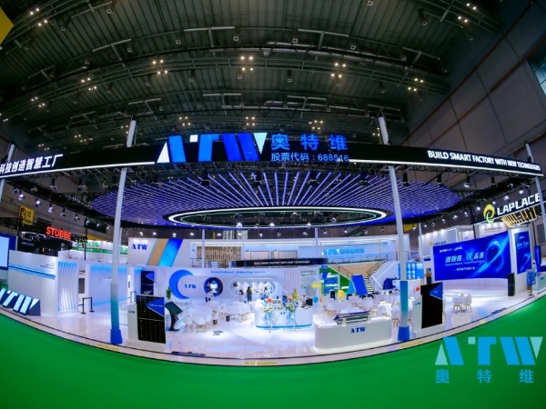 智未來！奧特維亮相SNEC2024，創(chuàng)新產(chǎn)品與互動引爆全場
